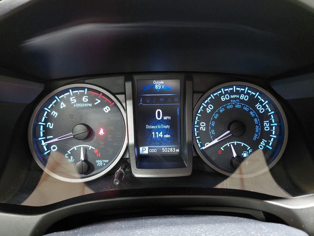 Used 2019 Toyota Tacoma TRD Off-Road AWD/4WD image 32