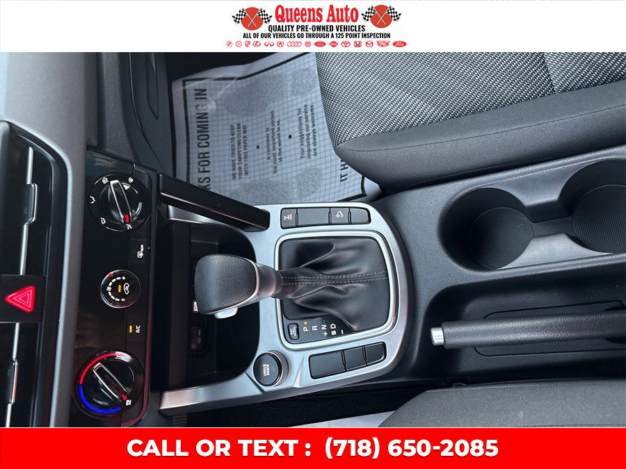 Used 2023 Kia Seltos LX AWD/4WD image 15