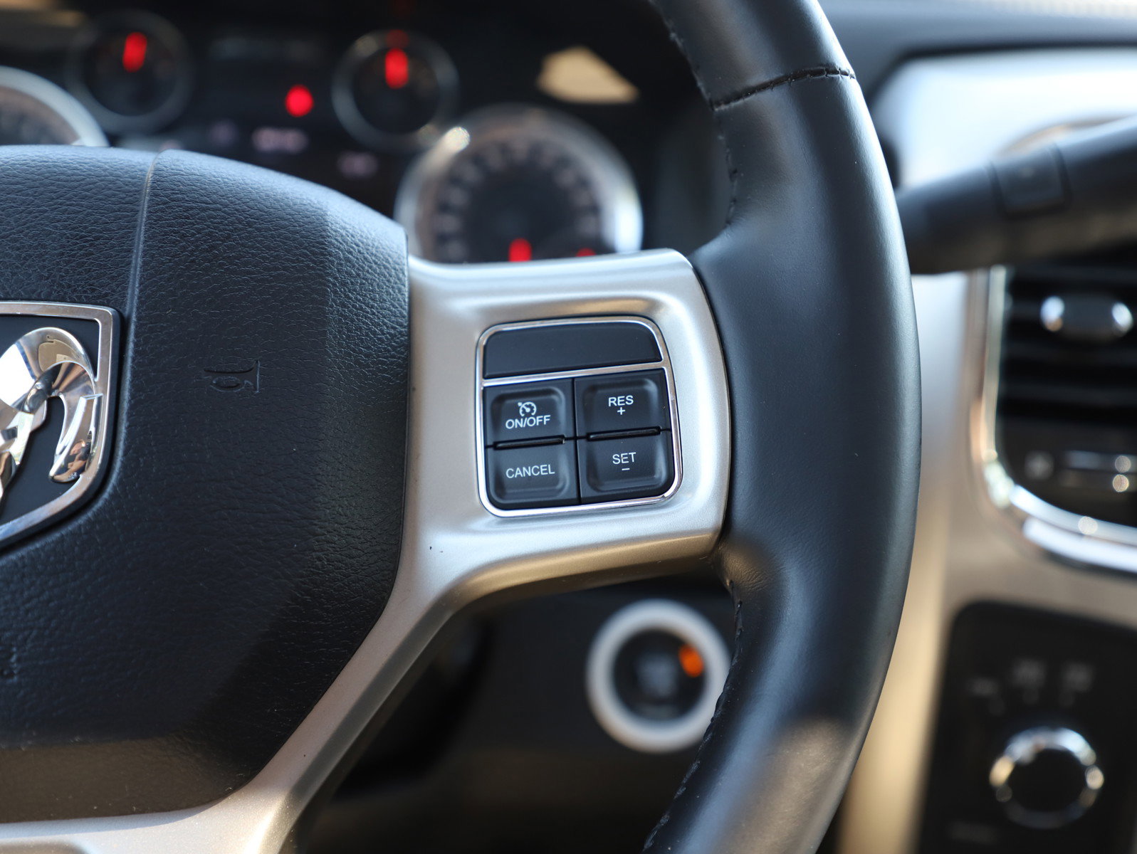 Used 2016 RAM 2500 Laramie image 25