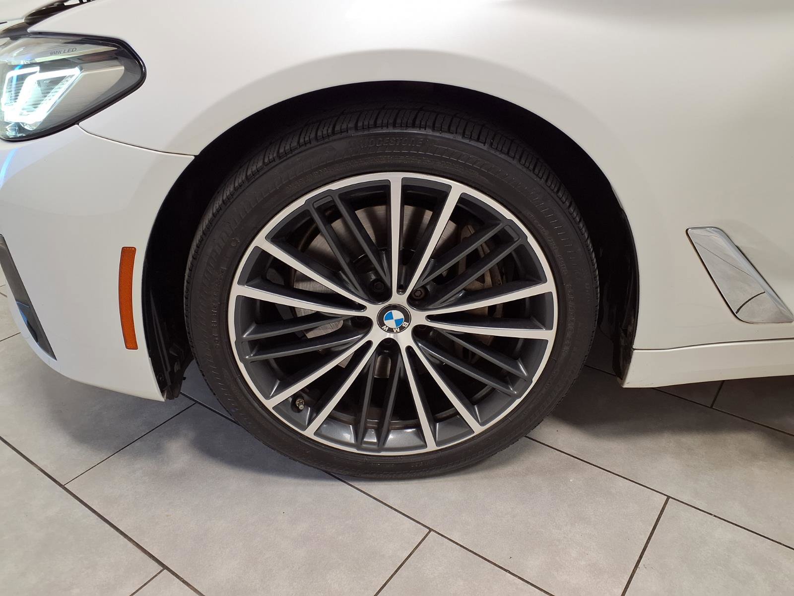 Used 2022 BMW 540i w/ Premium Package RWD image 28