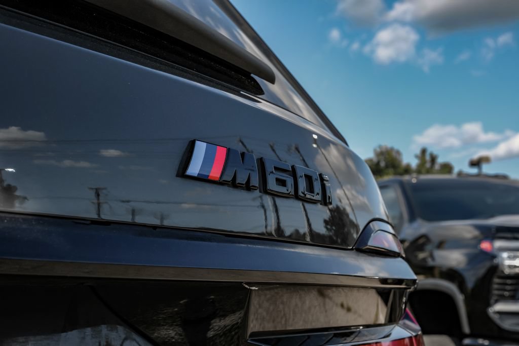 Used 2023 BMW X7 M60i w/ Executive Package AWD/4WD image 59