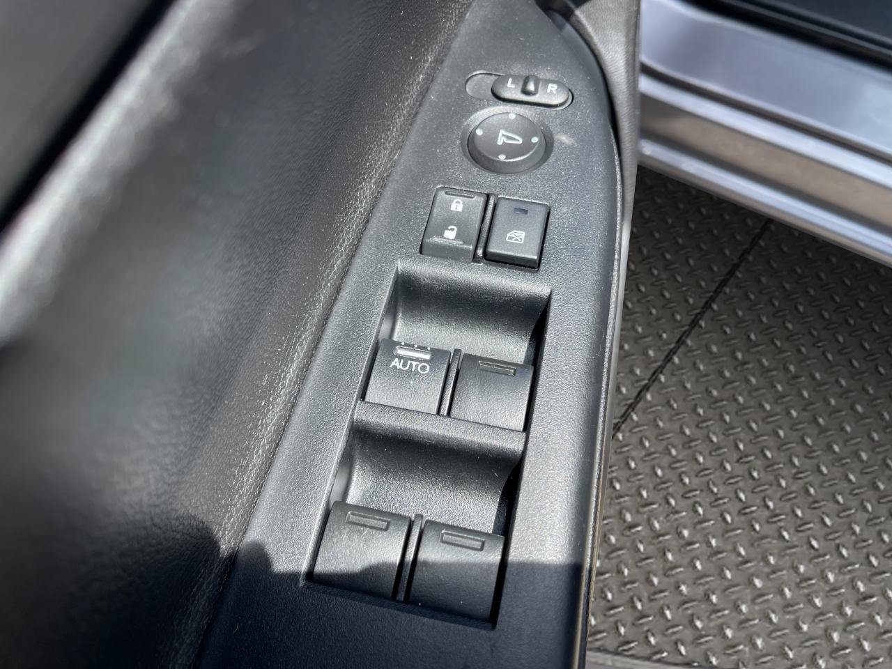 Used 2013 Honda Accord LX image 12