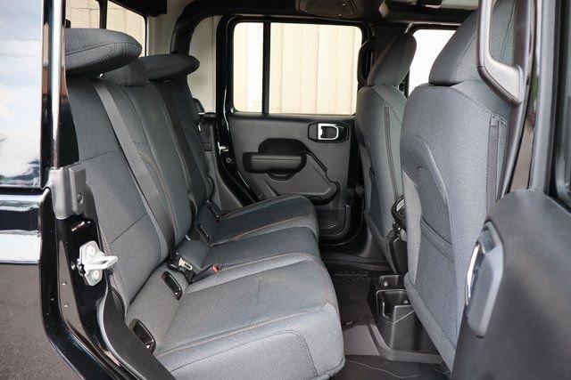 New 2025 Jeep Gladiator Sport image 43