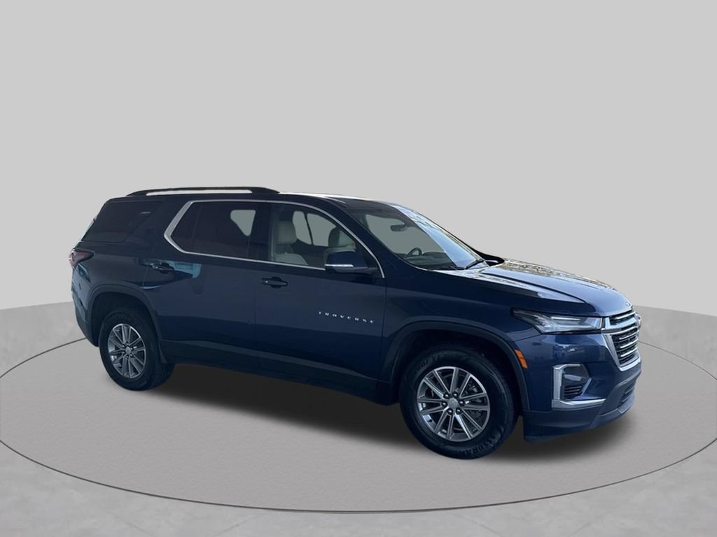 Used 2023 Chevrolet Traverse LT FWD image 11