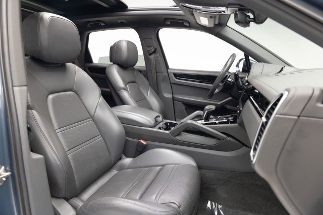 Used 2019 Porsche Cayenne image 4