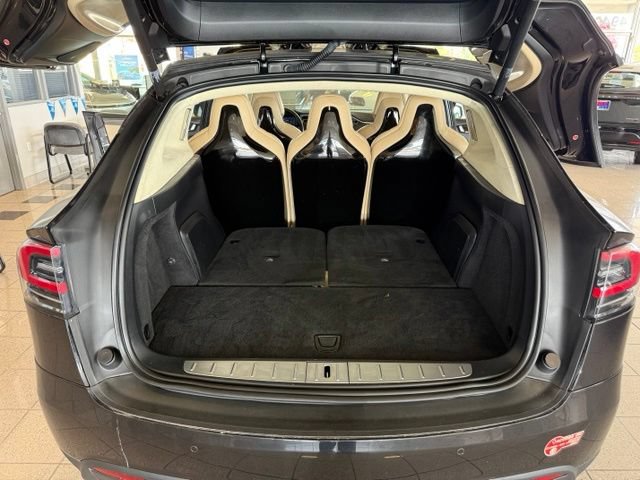 Used 2016 Tesla Model X 90D AWD/4WD image 23