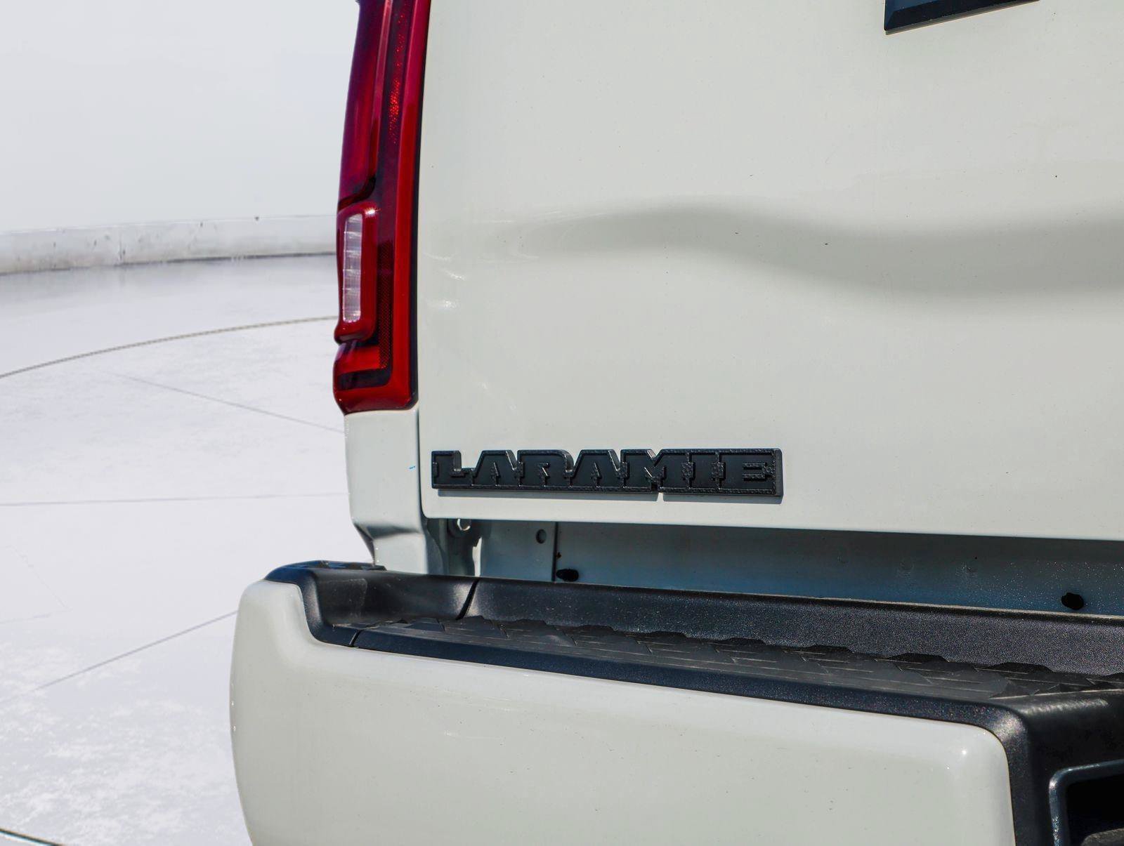 New 2026 RAM 2500 Laramie AWD/4WD image 7