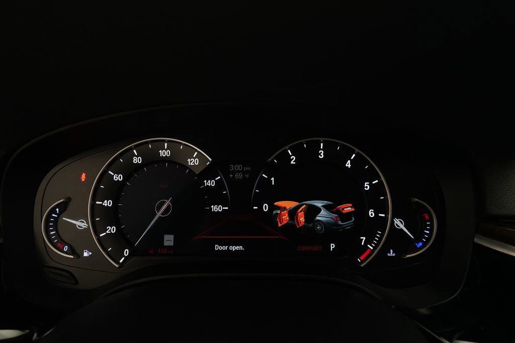 Used 2017 BMW 530i xDrive AWD/4WD image 2