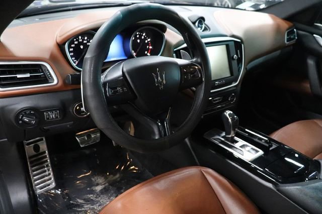 Used 2016 Maserati Ghibli S RWD image 10