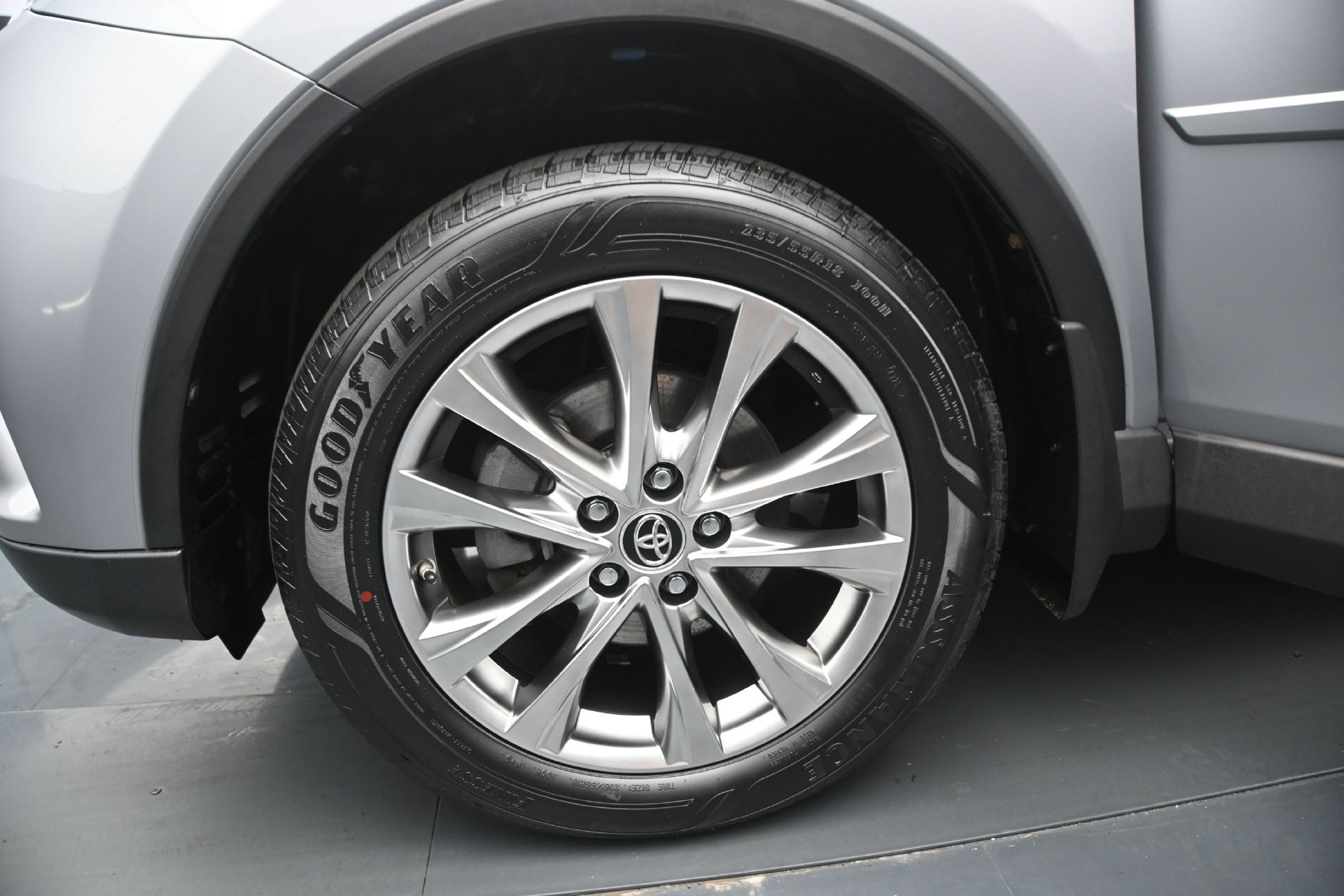 Used 2017 Toyota RAV4 Limited w/ Protection Package AWD/4WD image 31