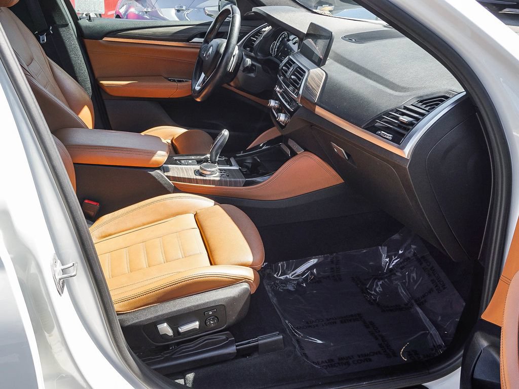 Used 2019 BMW X4 xDrive30i w/ M Sport Package 2 AWD/4WD image 12