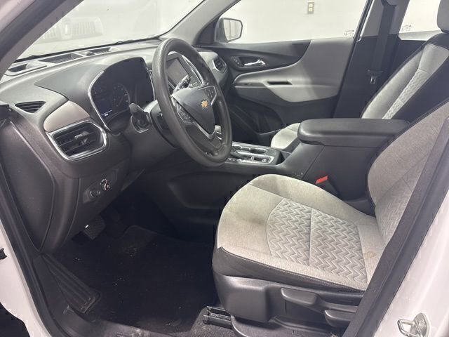 Used 2023 Chevrolet Equinox LS image 12