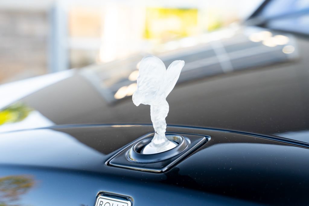 Used 2019 Rolls-Royce Phantom Sedan image 9