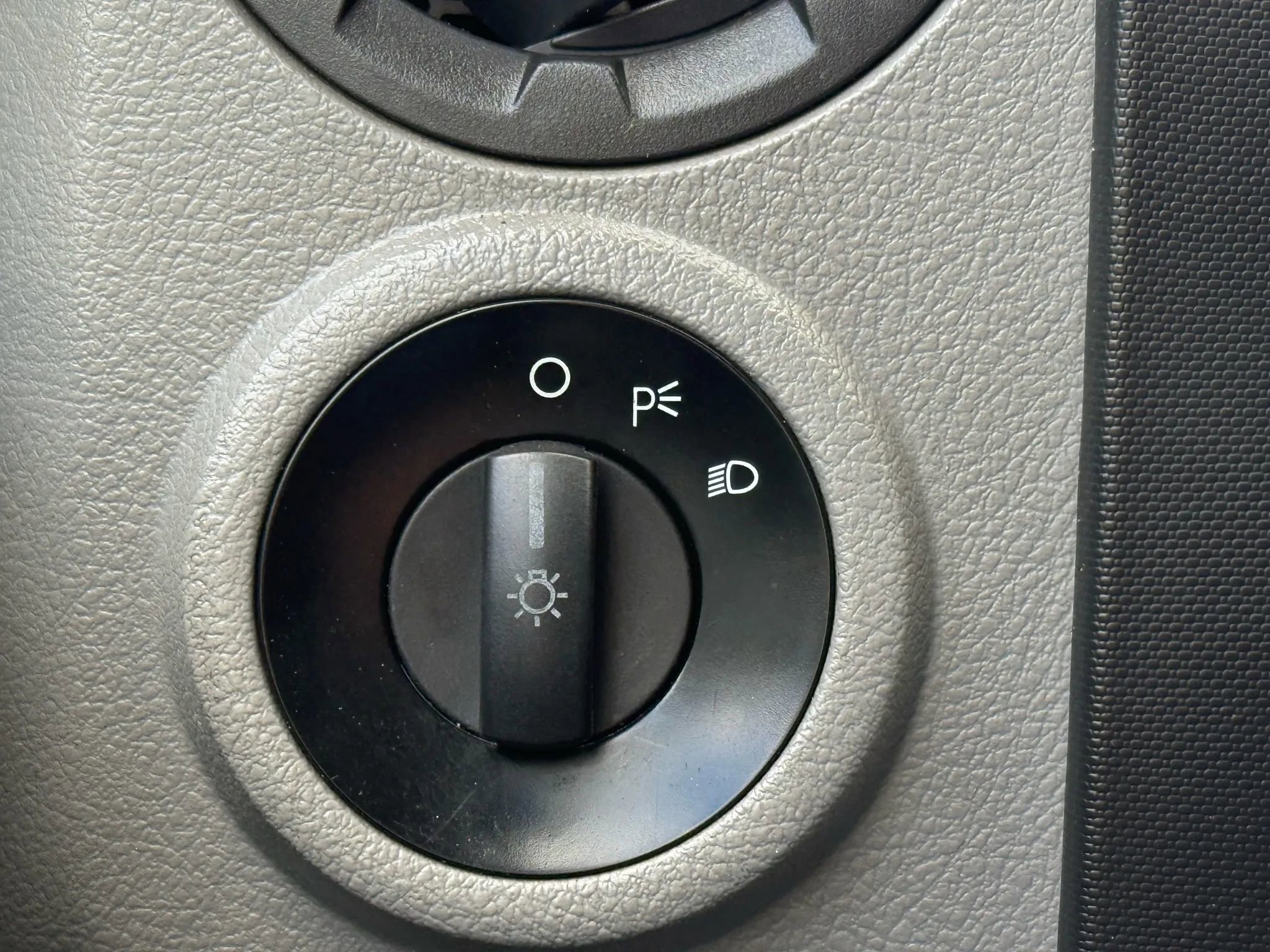 Used 2016 Ford E-350 and Econoline 350 Super Duty image 18