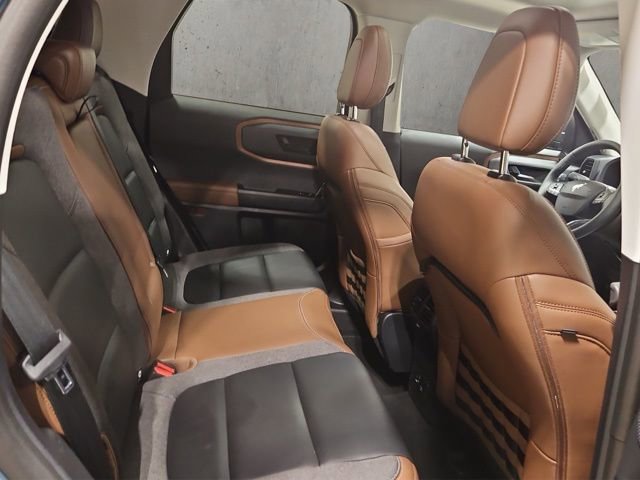 Used 2023 Ford Bronco Sport Outer Banks w/ Tech Package image 21