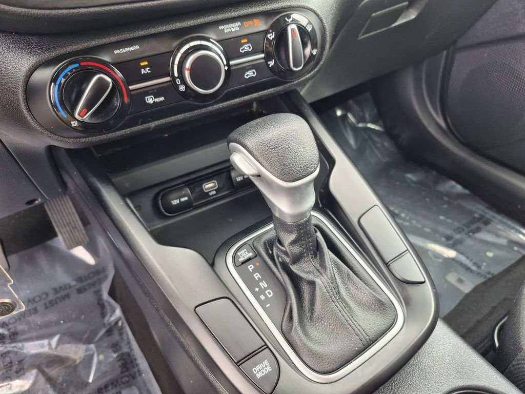 Certified 2023 Kia Soul LX FWD image 11