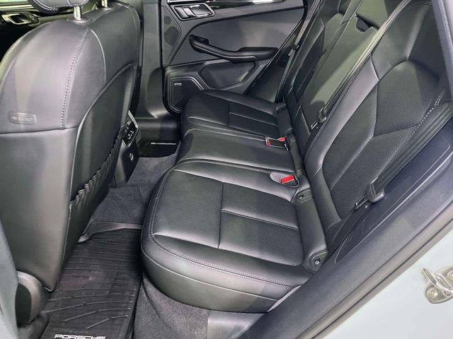 New 2026 Porsche Macan image 20