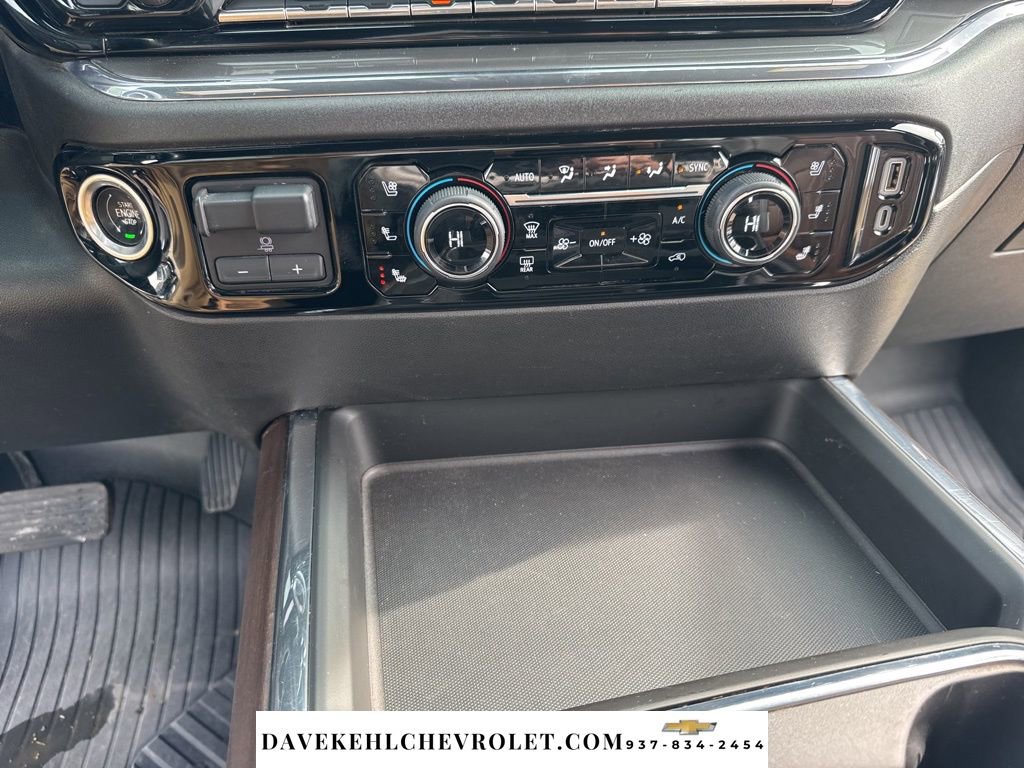 Used 2024 Chevrolet Silverado 3500 High Country w/ High Country Premium Package image 17
