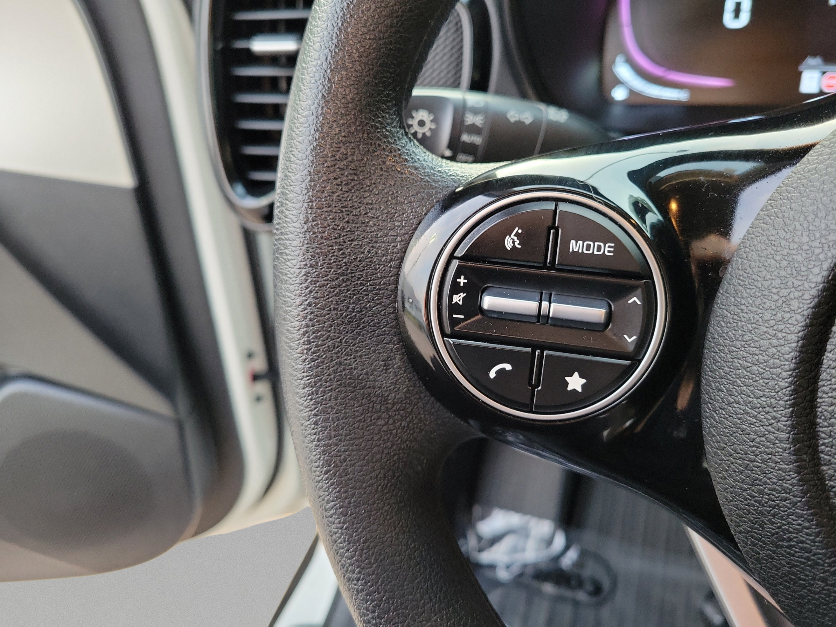 Certified 2023 Kia Soul S FWD image 26