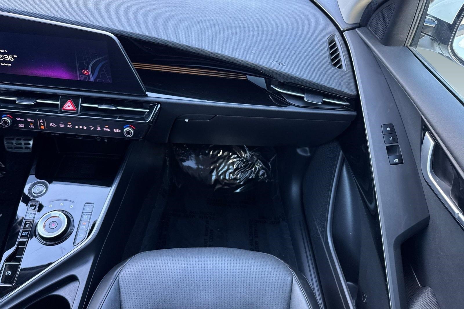 Used 2023 Kia Niro Wave FWD image 33