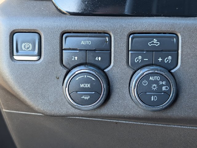 Used 2022 Chevrolet Silverado 1500 RST AWD/4WD image 20