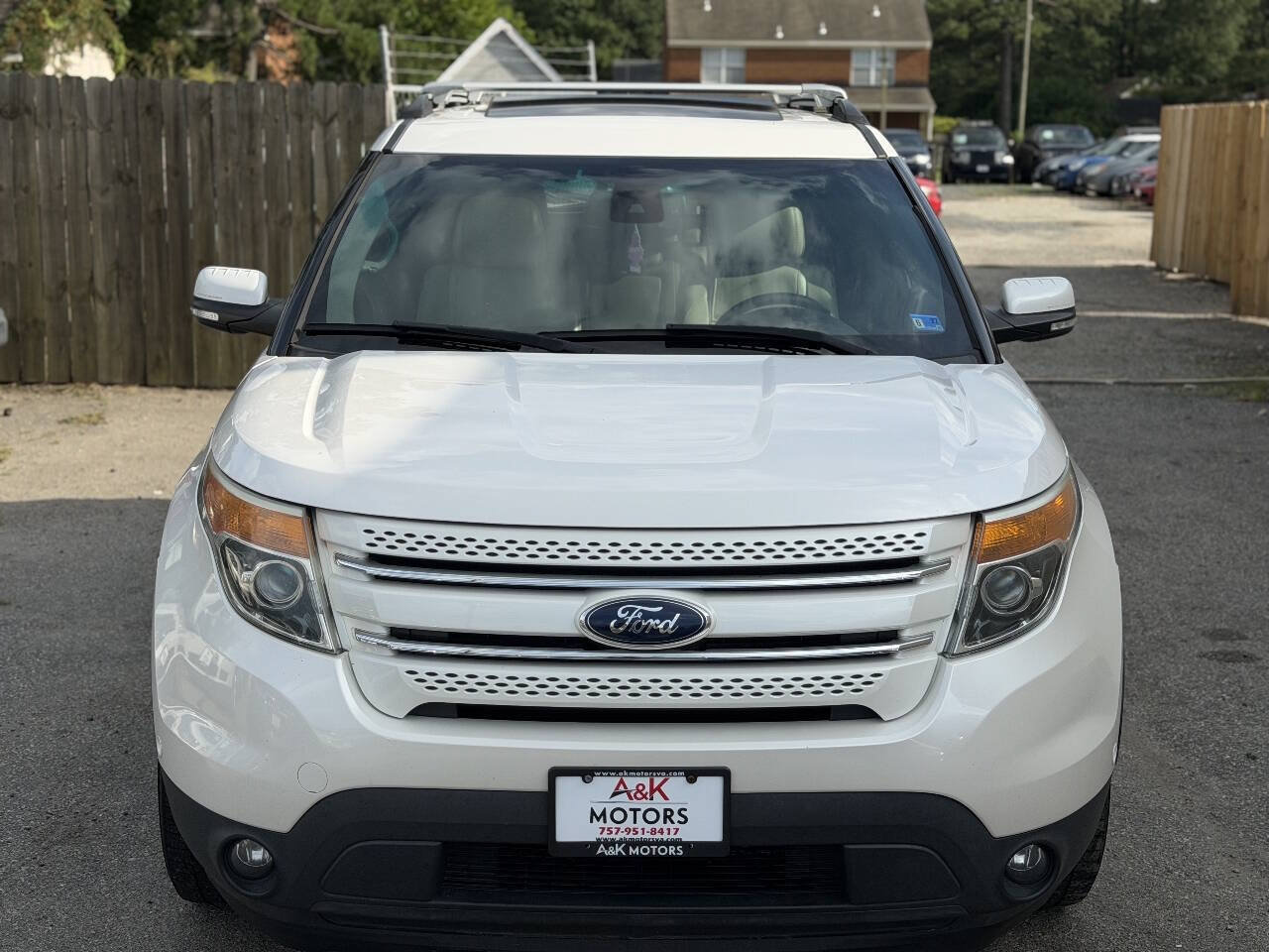 Used 2014 Ford Explorer Limited w/ Equipment Group 302A AWD/4WD image 4