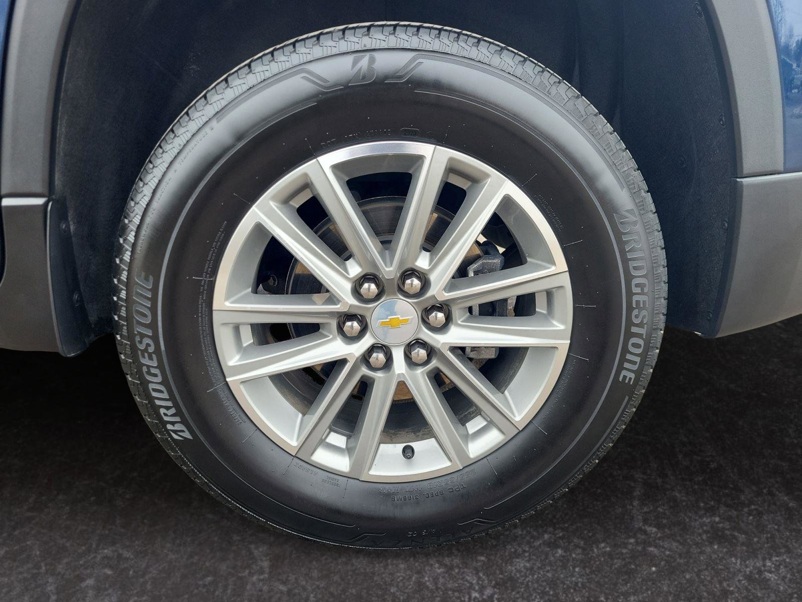 Certified 2023 Chevrolet Traverse LT image 29