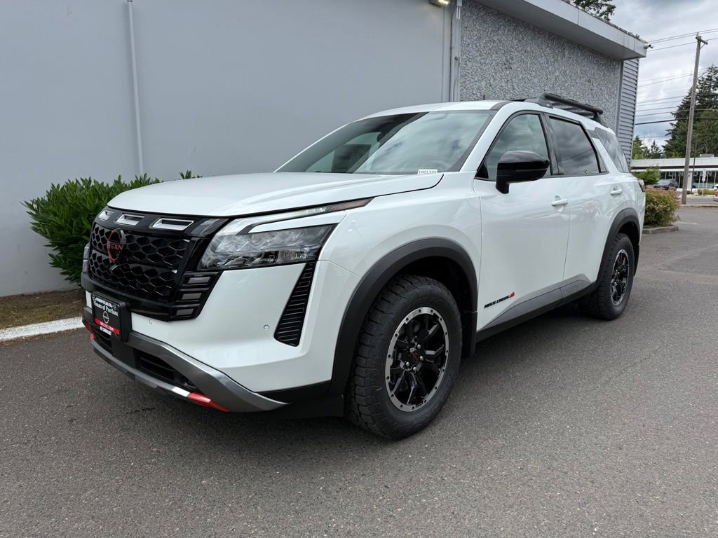 New 2026 Nissan Pathfinder Rock Creek AWD/4WD 360° Tour
