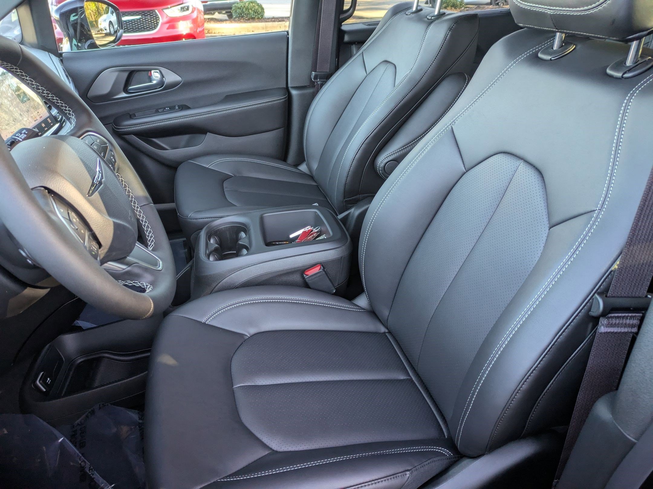 New 2026 Chrysler Pacifica Select image 17