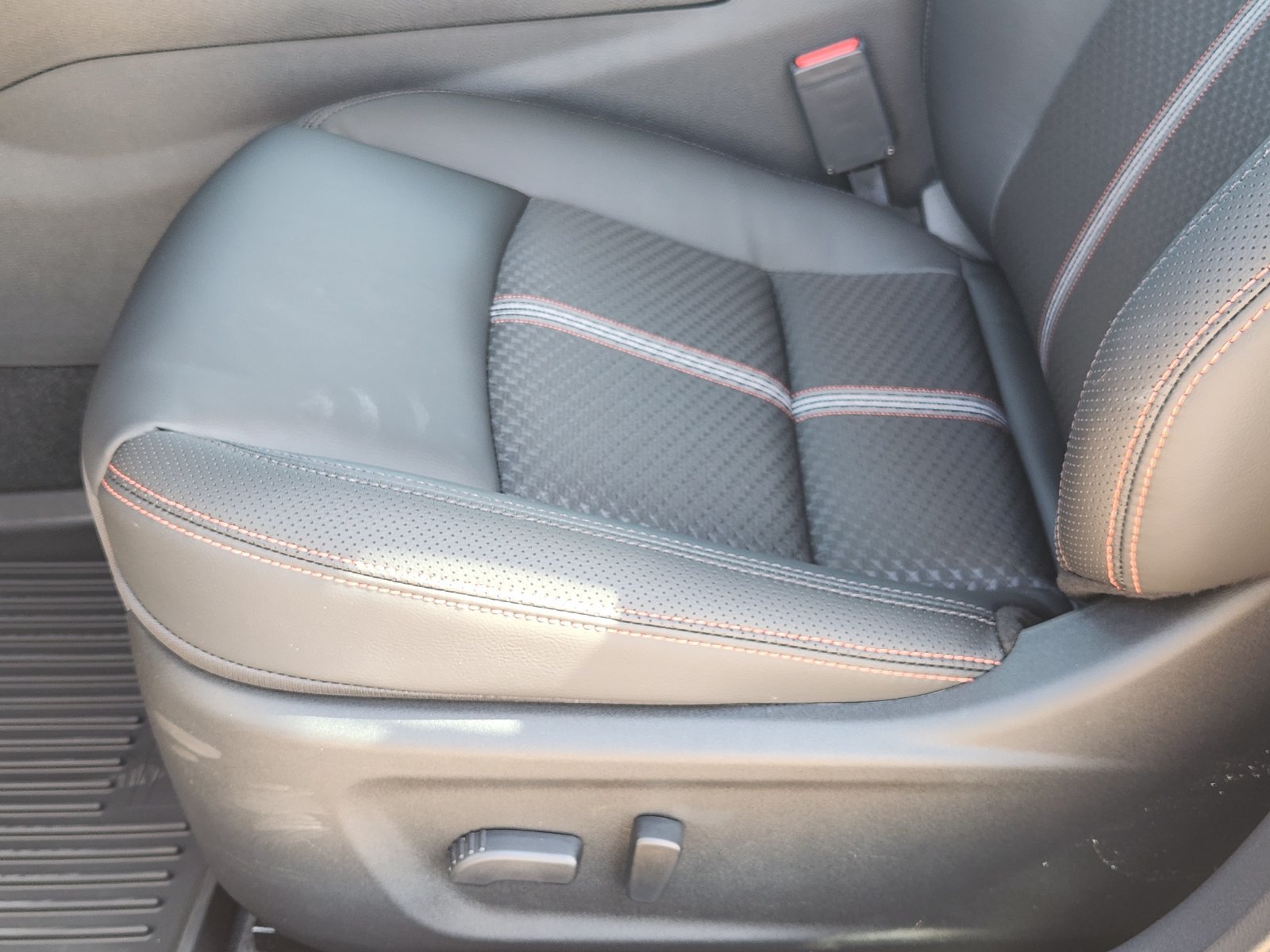New 2026 Nissan Altima 2.5 SR FWD image 22