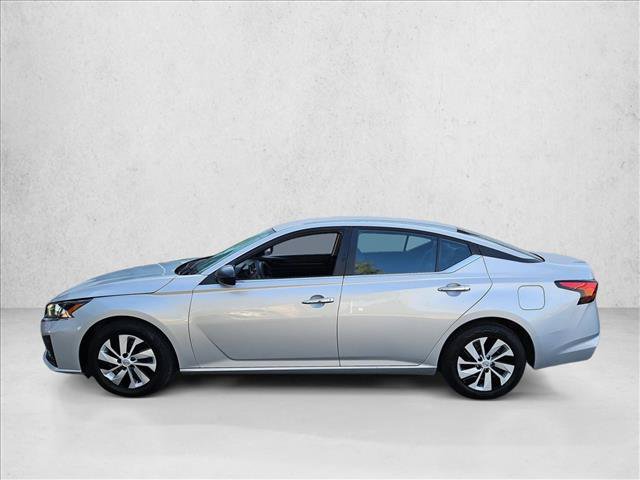 Used 2024 Nissan Altima 2.5 S FWD image 9