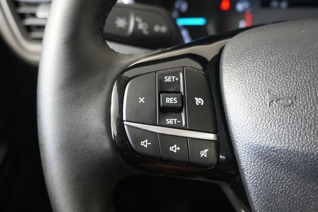 Used 2022 Ford Escape SE w/ SE Sport Appearance Package FWD image 15