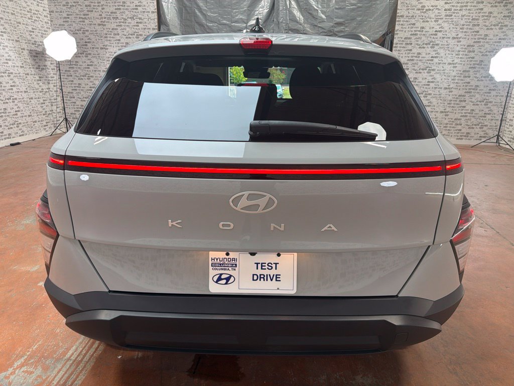 Certified 2024 Hyundai Kona SEL w/ Convenience Package FWD image 6