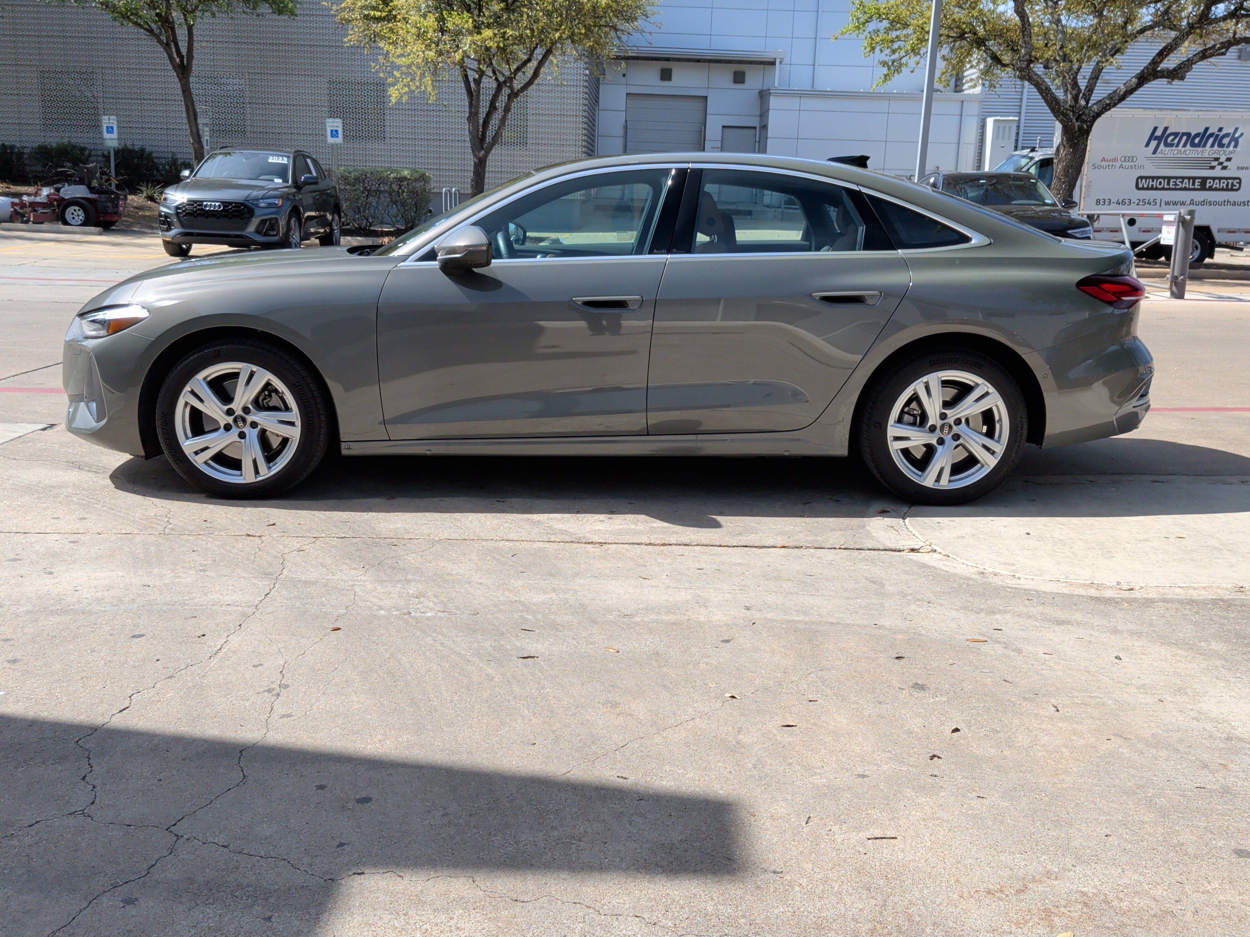 Used 2025 Audi A5 Premium w/ Convenience Package image 6