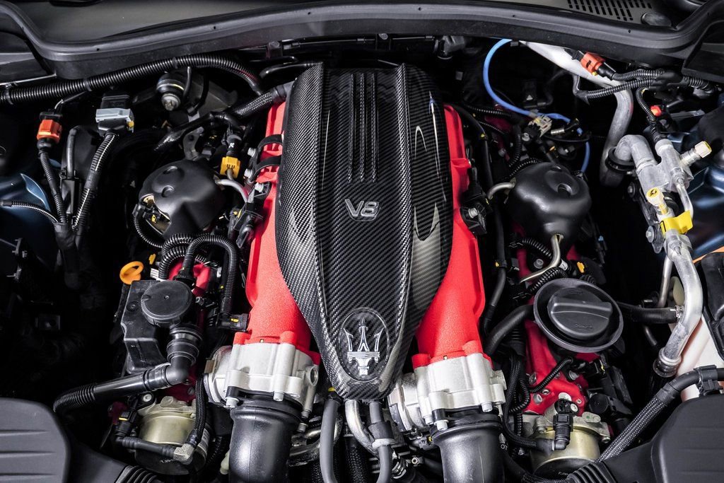 Used 2024 Maserati Ghibli Trofeo image 33