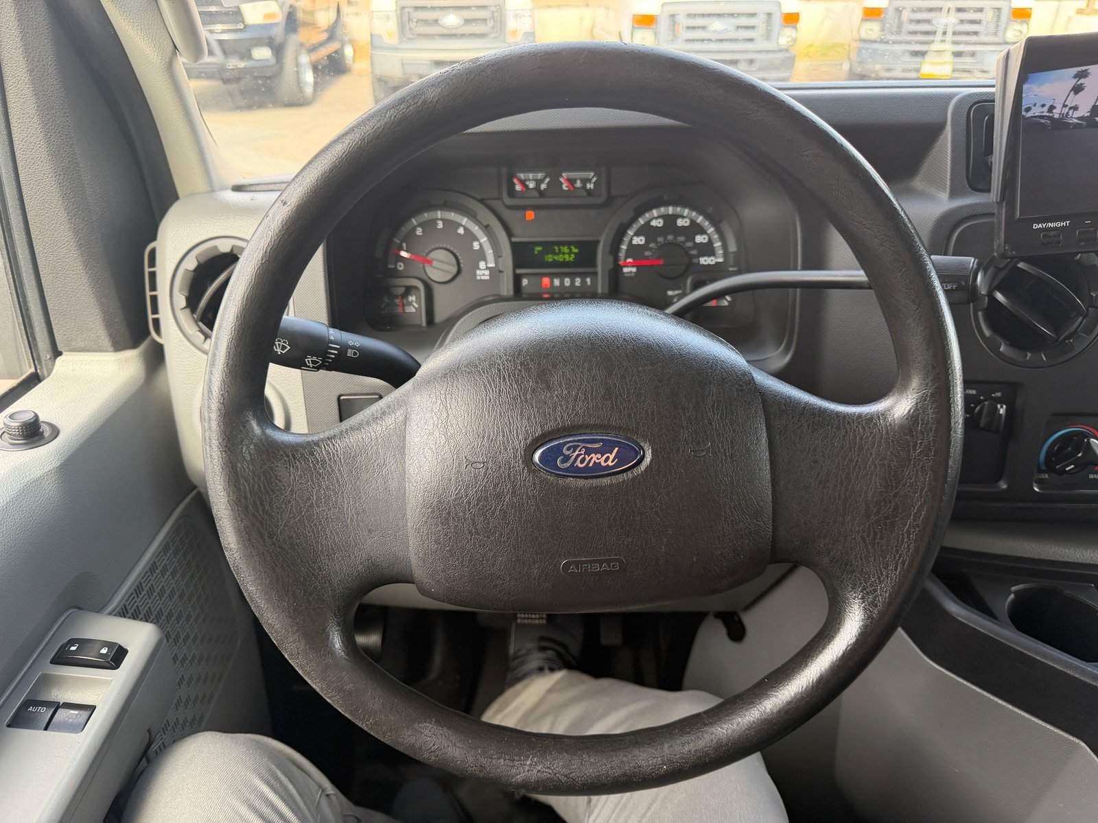 Used 2013 Ford E-150 and Econoline 150 w/ PWR Group RWD image 23