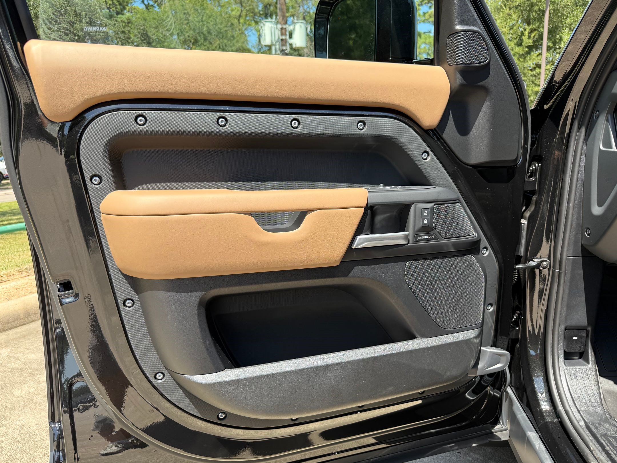 New 2026 Land Rover Defender 110 S AWD/4WD image 10