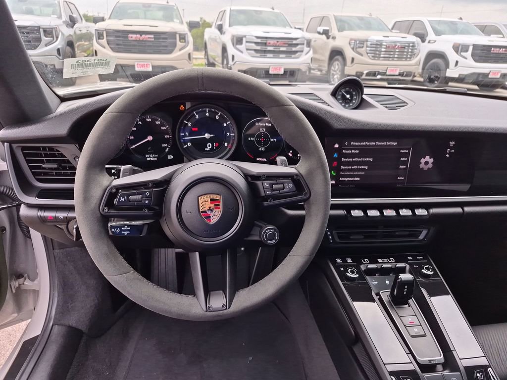 Used 2023 Porsche 911 Carrera T RWD image 29