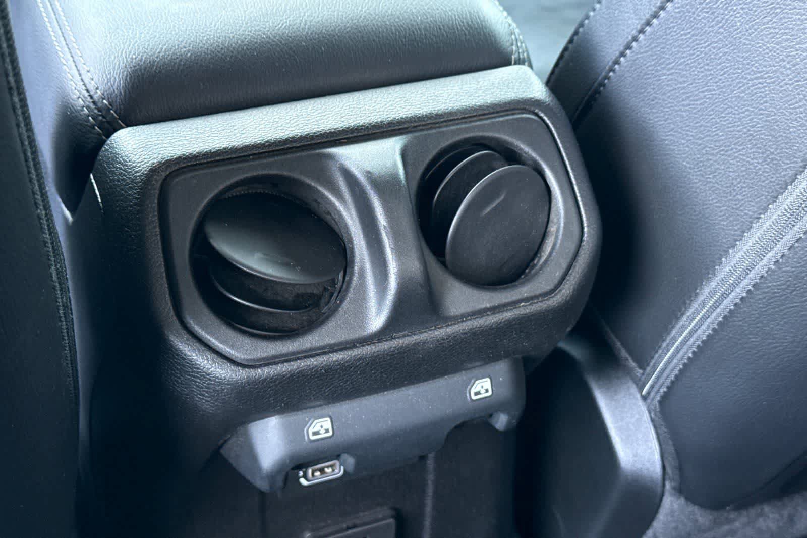 Used 2020 Jeep Gladiator Overland image 15