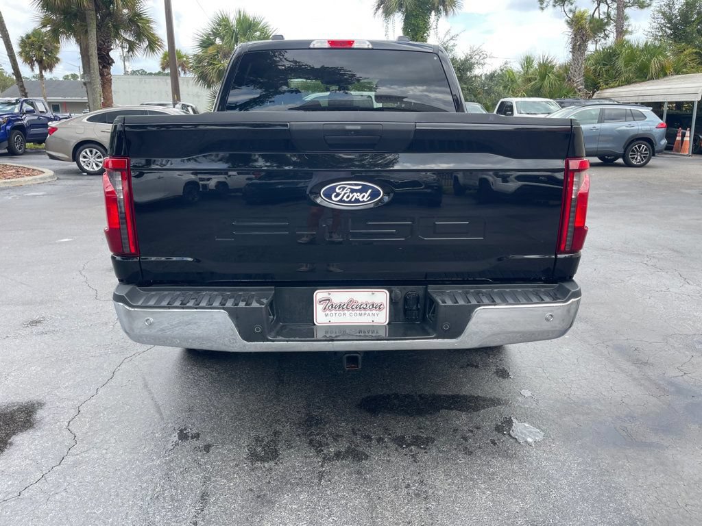 Used 2025 Ford F150 XLT w/ Equipment Group 301A Standard RWD image 4