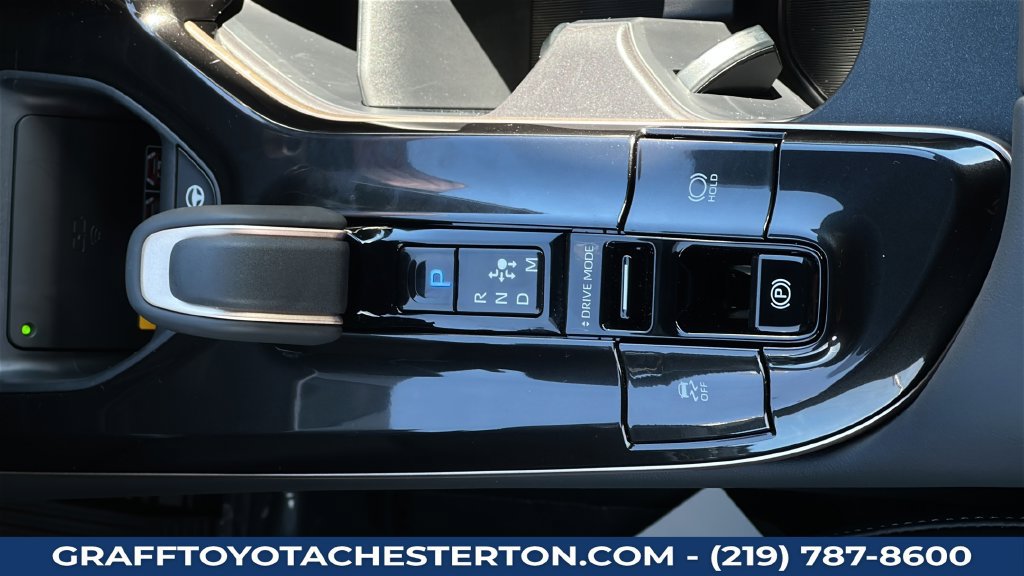 New 2026 Toyota Crown Platinum AWD/4WD image 19