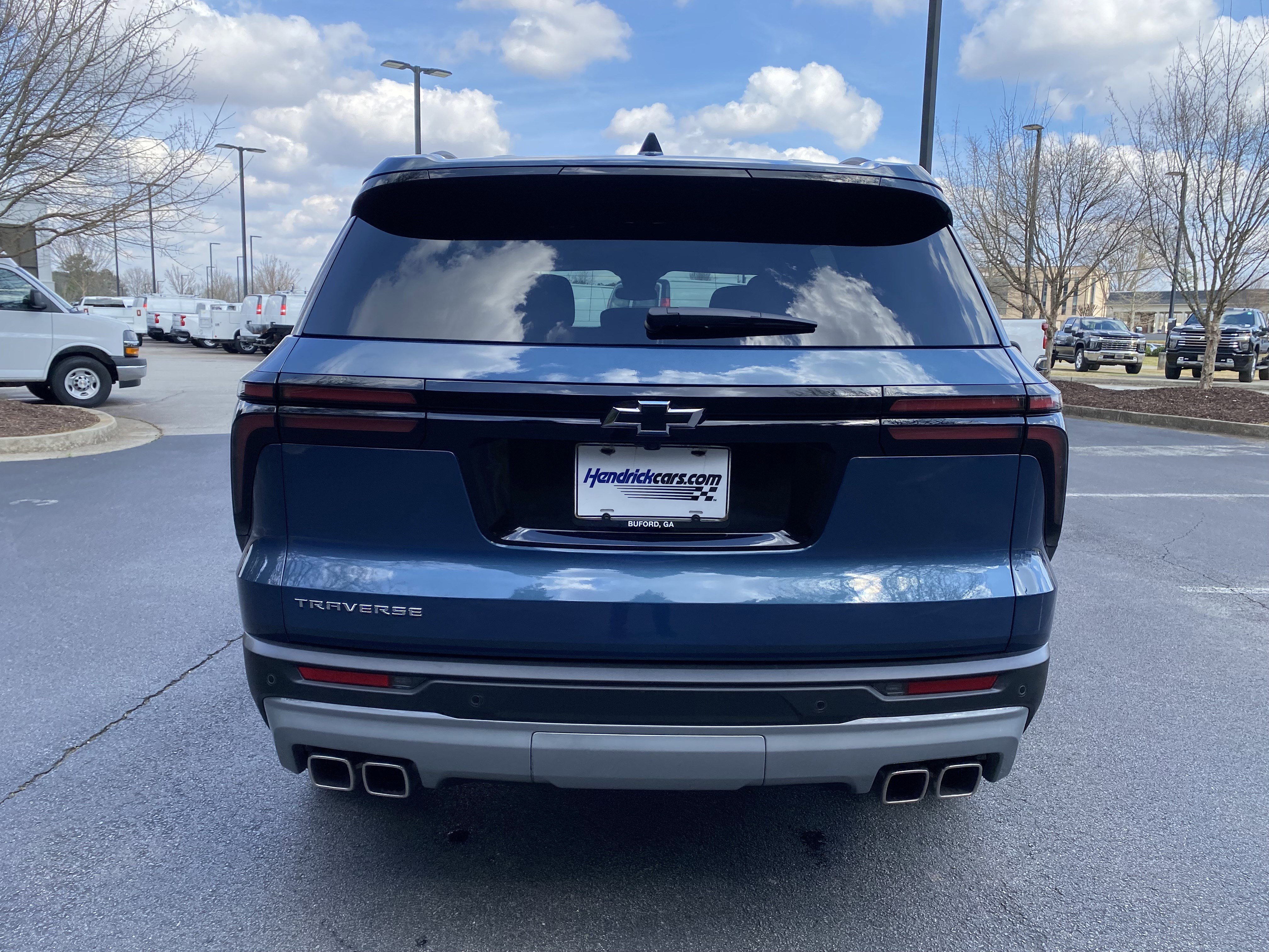 Used 2026 Chevrolet Traverse LT image 8