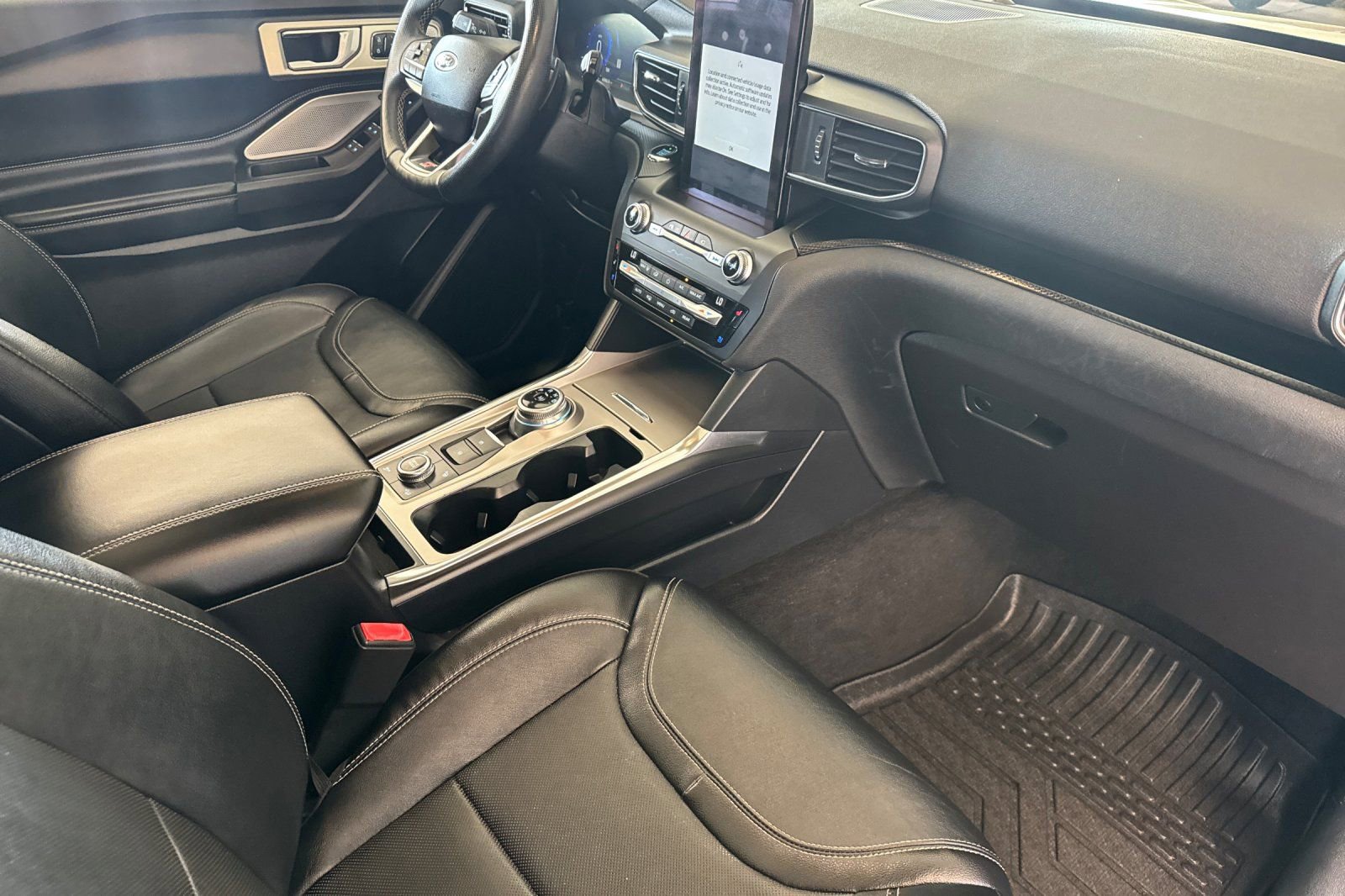 Used 2020 Ford Explorer ST w/ Premium Technology Package image 13