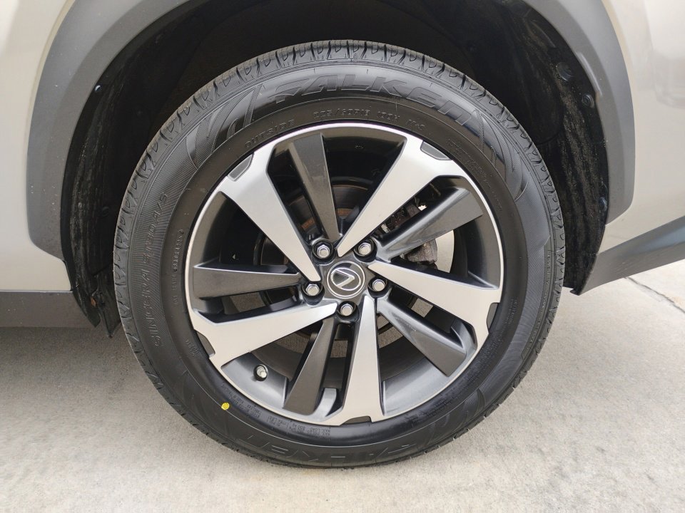 Used 2020 Lexus NX 300h AWD w/ Premium Package image 26
