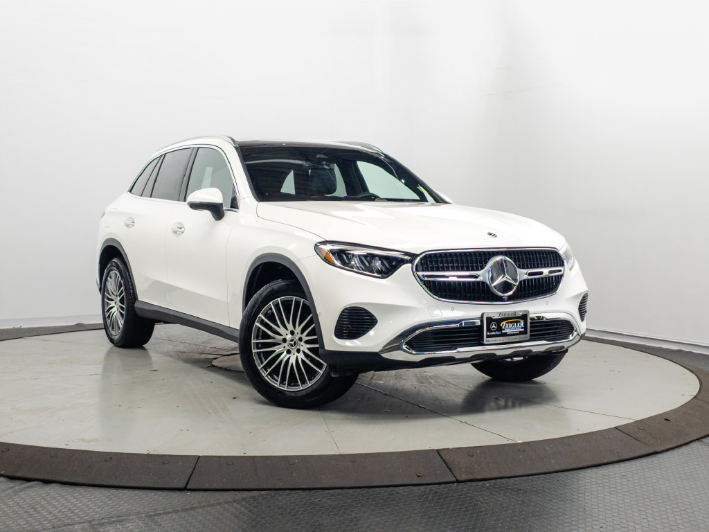 Certified 2026 Mercedes-Benz GLC 300 4MATIC image 1