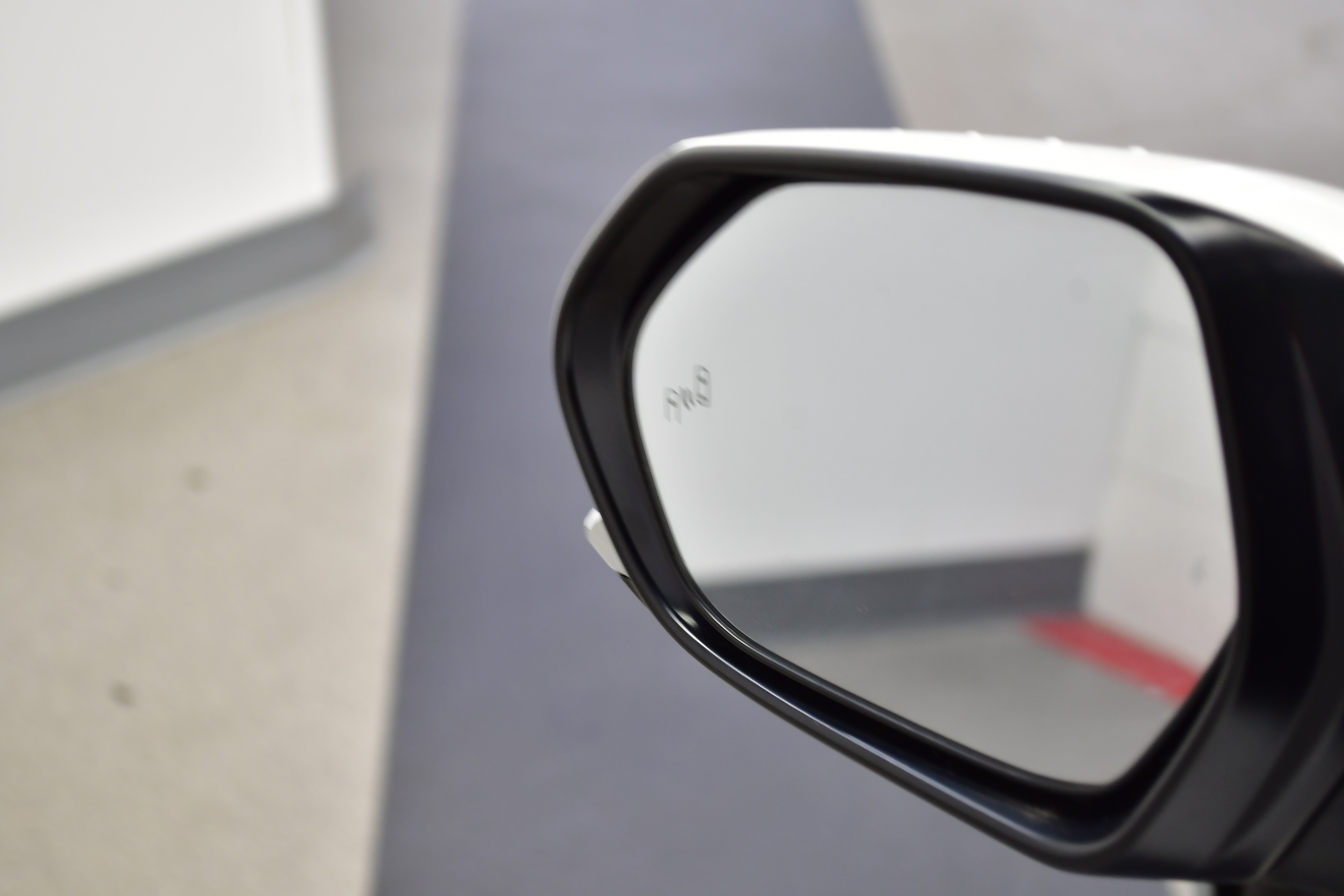 Used 2022 Toyota Prius LE image 25