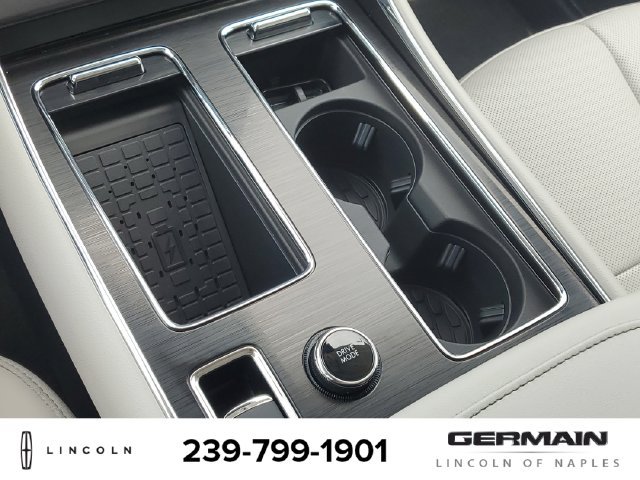New 2026 Lincoln Aviator AWD image 31