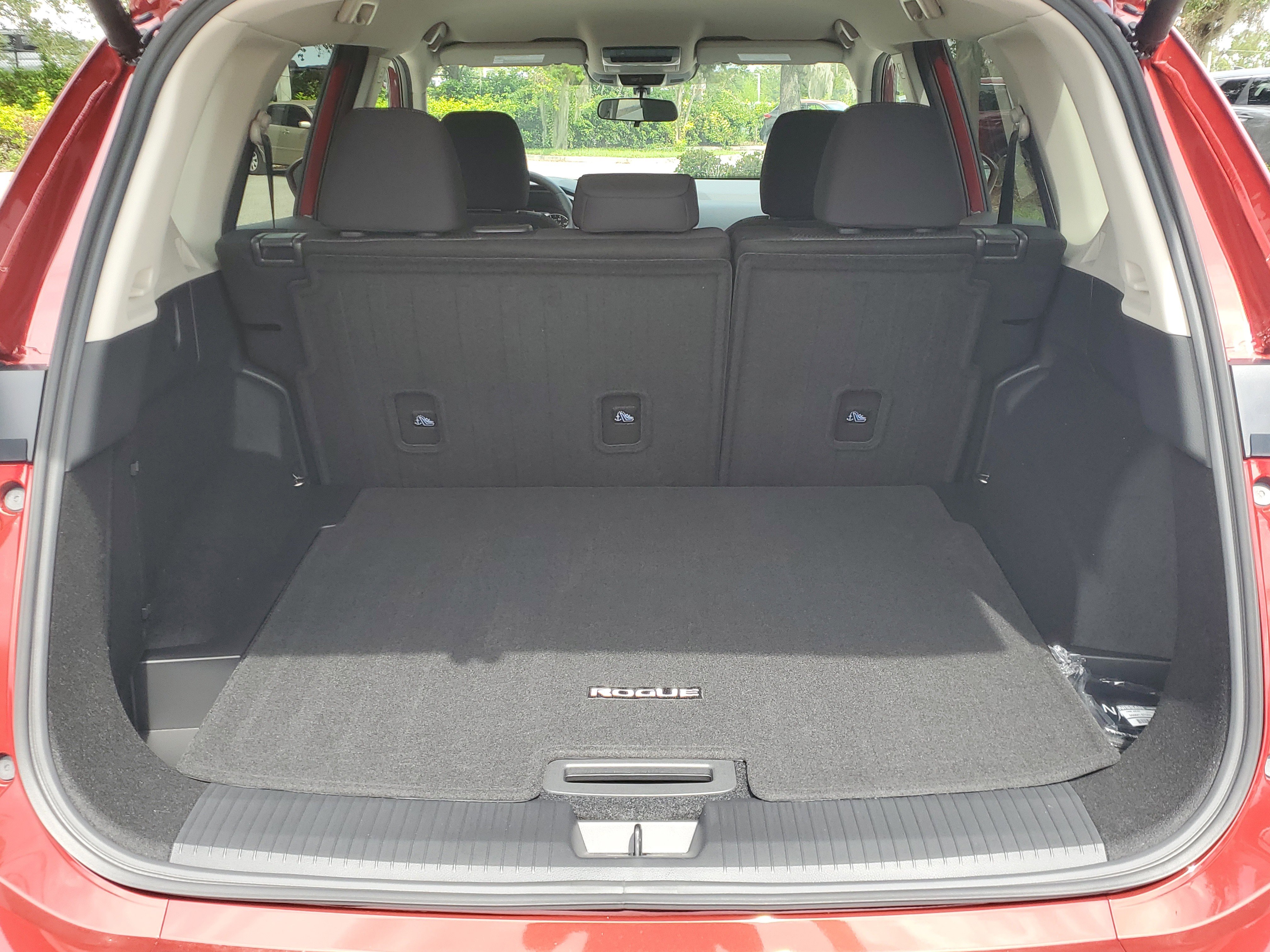 New 2026 Nissan Rogue SV image 5
