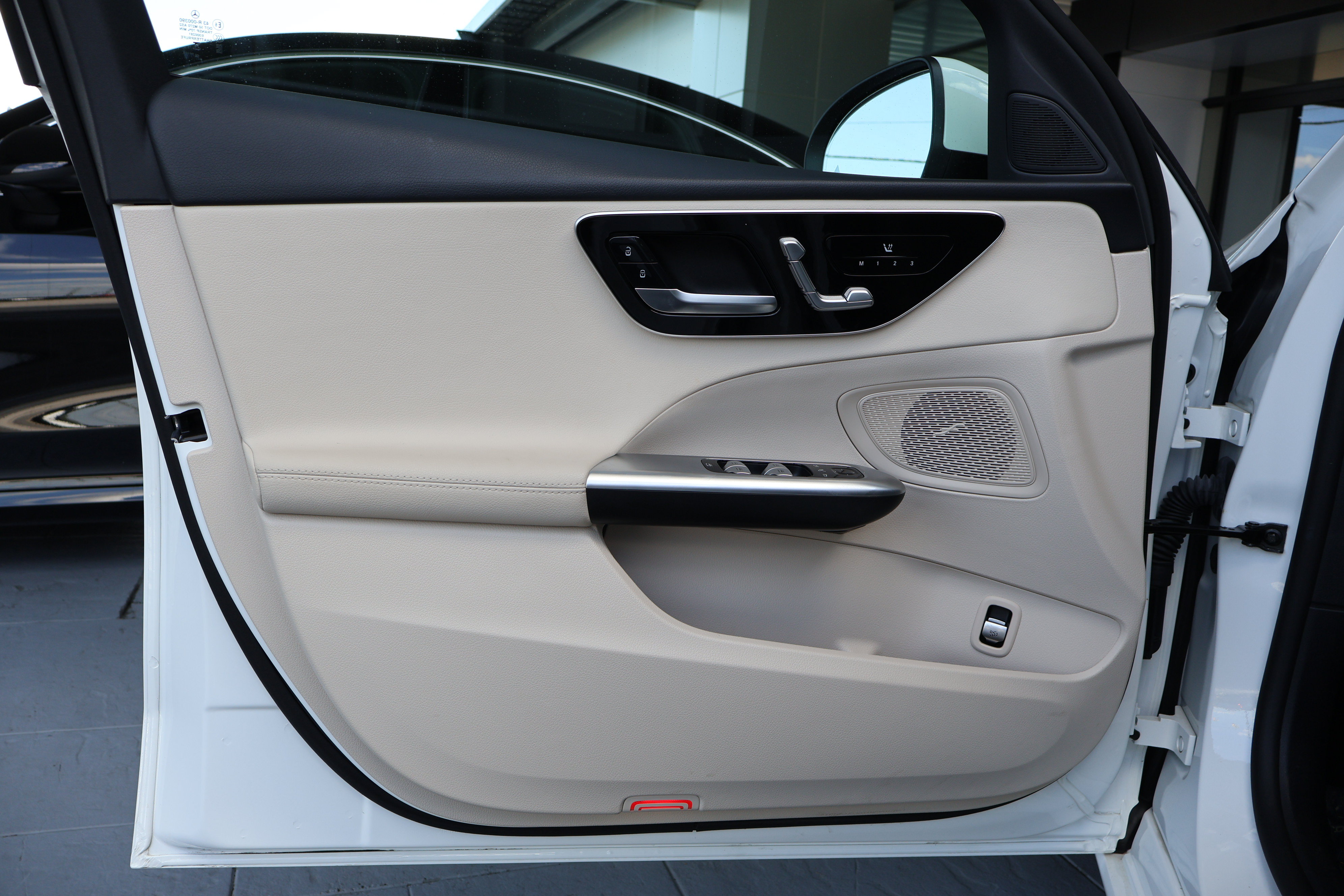 Certified 2024 Mercedes-Benz C 300 4MATIC Sedan image 13