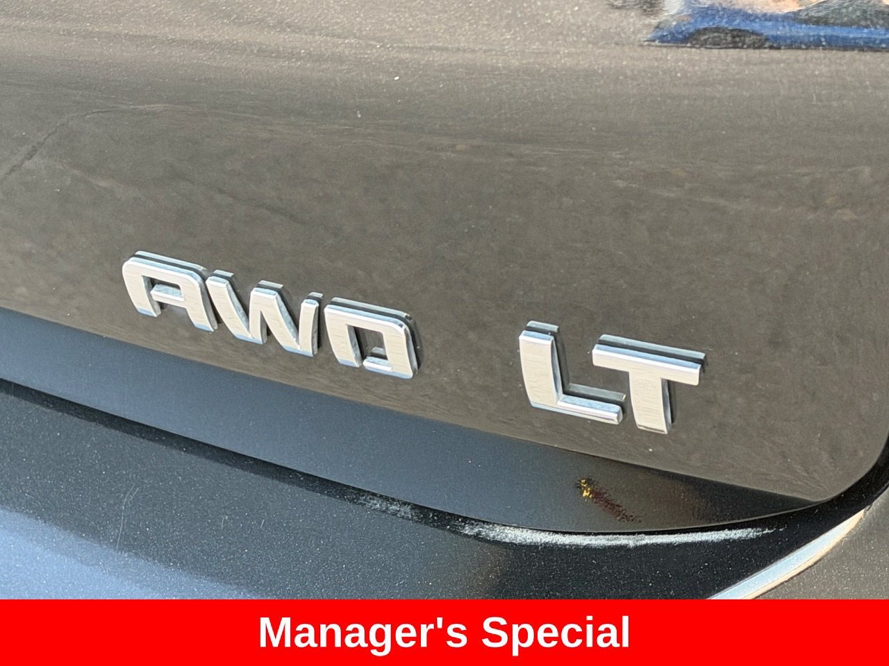 Used 2023 Chevrolet Equinox LT AWD/4WD image 9